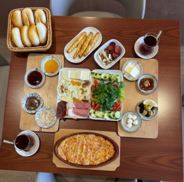  Serpme Kahvaltı ( İki Kişilik )
